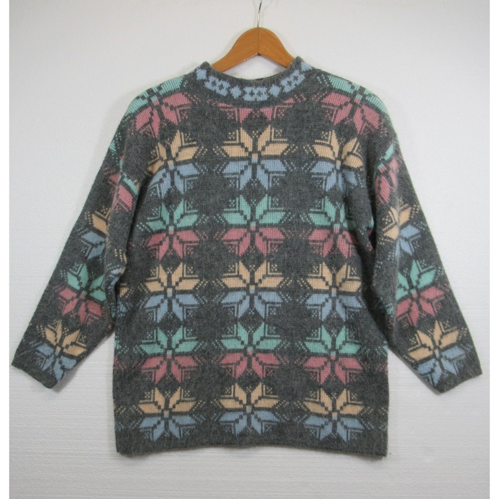 Vintage 90s Fuzzy Snowflake Sweater Women L Gray Nordic Fair Isle Needles & Yarn